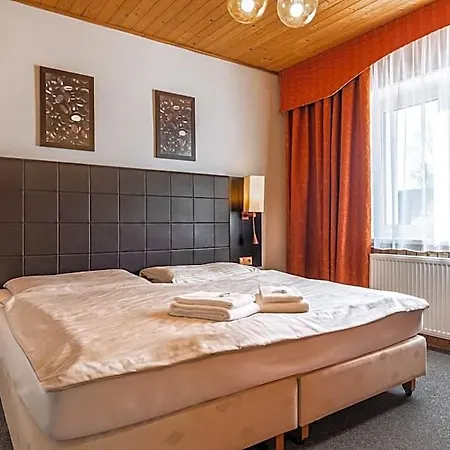 Schwarz Karlovy Vary