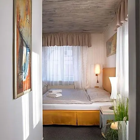 Schwarz 3* Karlovy Vary